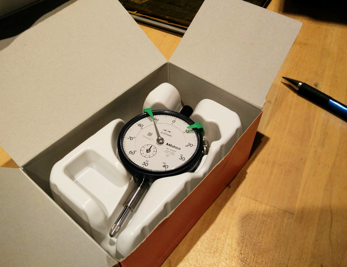 mitutoyo-2046s-dial-gauge.jpg