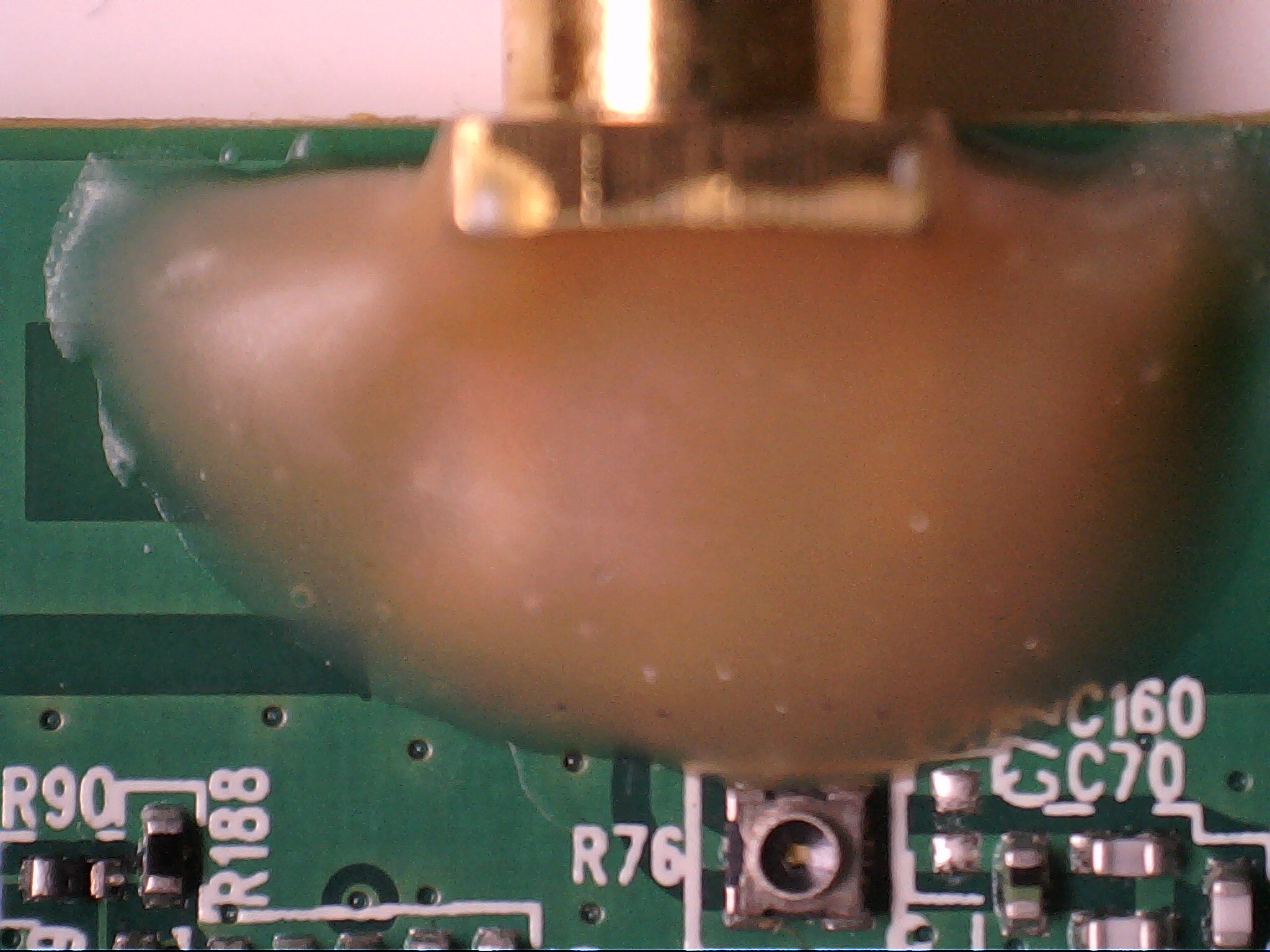gl-inet-6416-external-antenna-hack-10