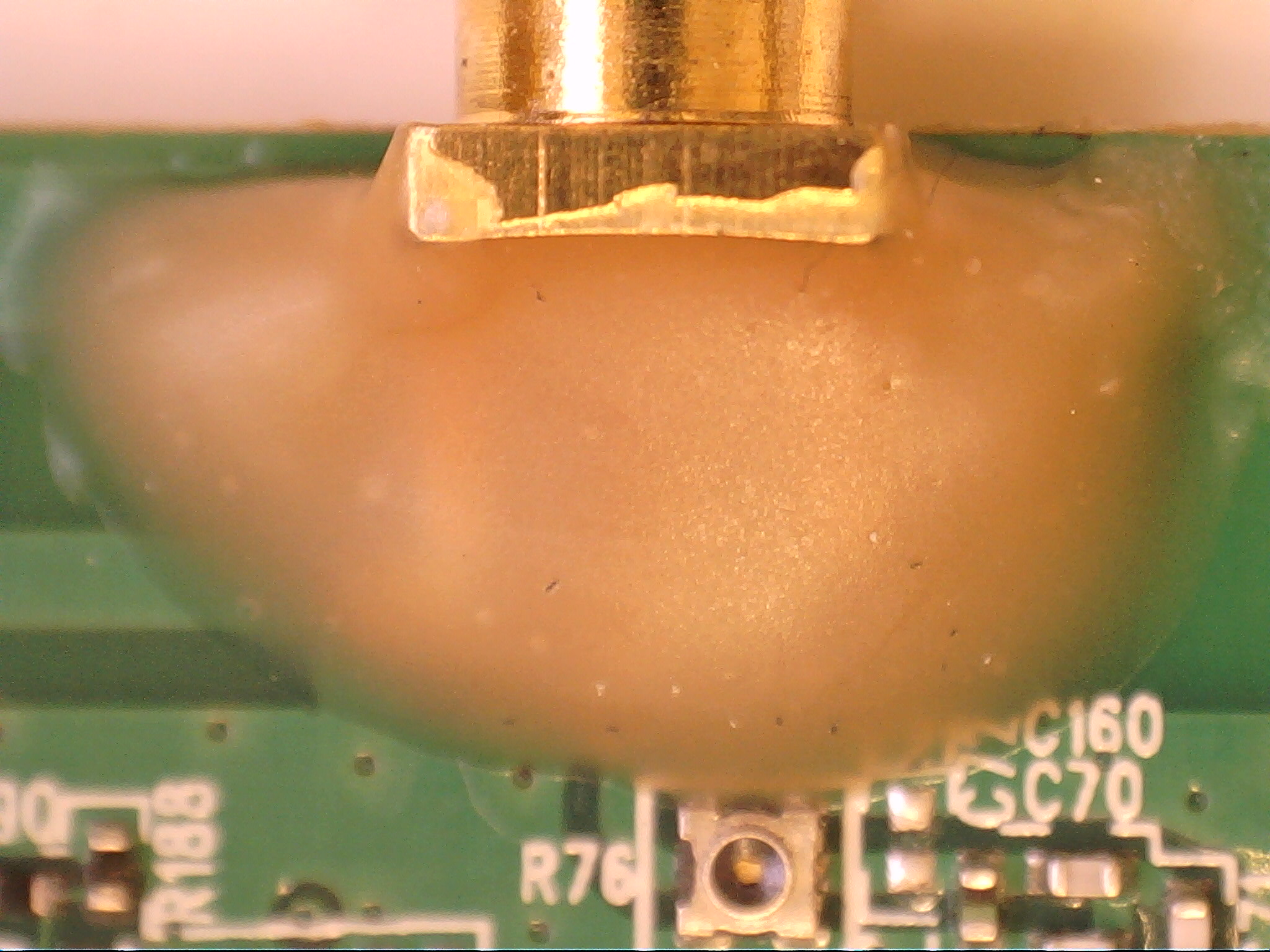 gl-inet-6416-external-antenna-hack-11