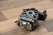 Honda GX25 carburetor engine-side
